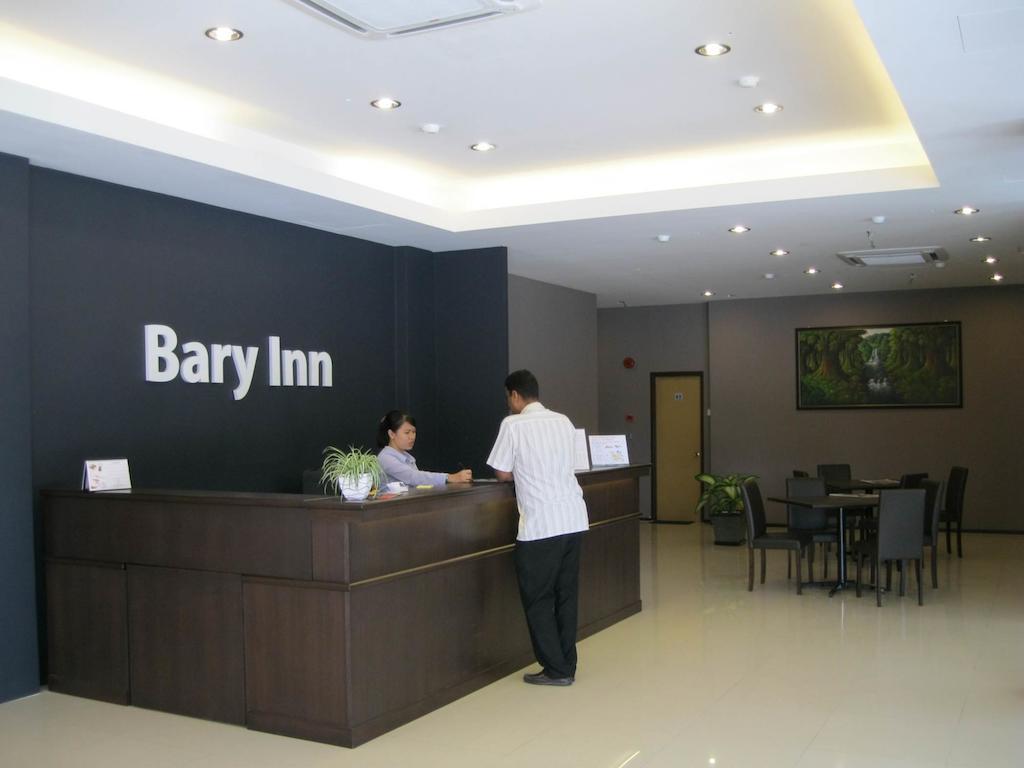 Bary Inn, Klia & Klia2 - 24 Hours Free Airport Pick-Up Сепанг Экстерьер фото
