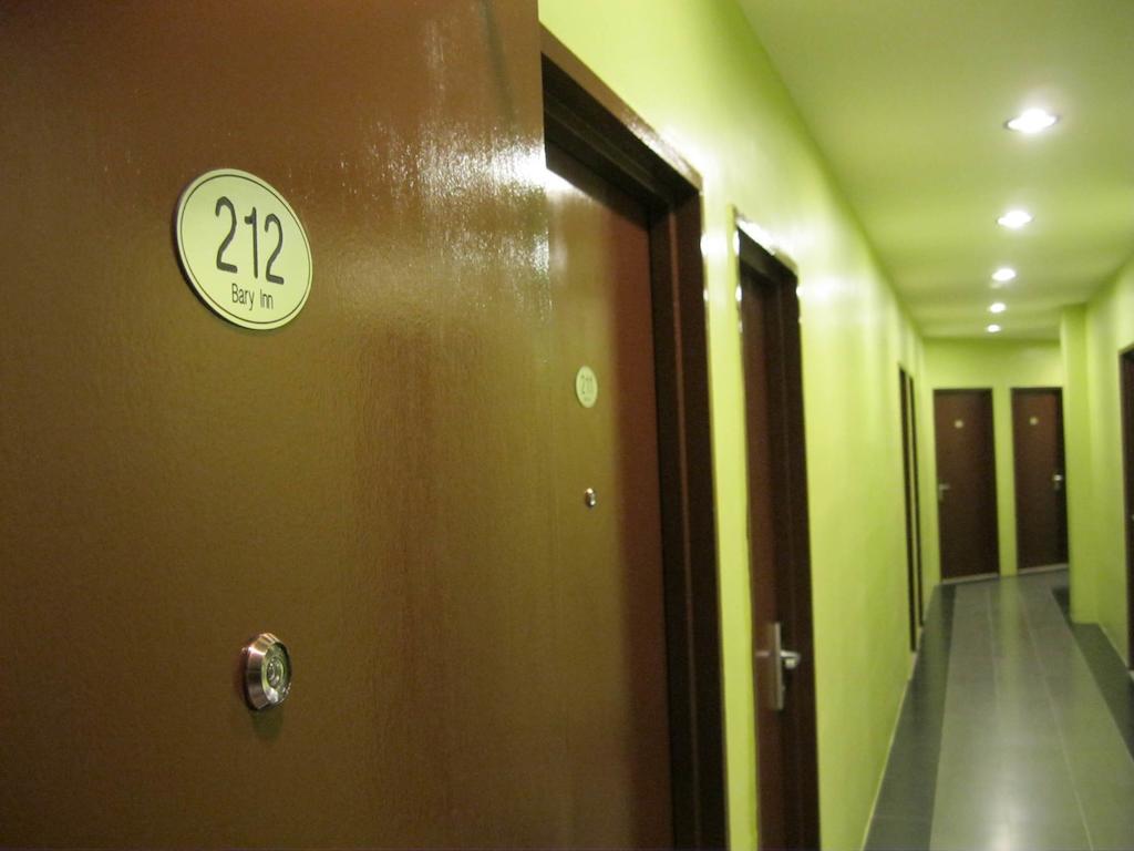 Bary Inn, Klia & Klia2 - 24 Hours Free Airport Pick-Up Сепанг Экстерьер фото