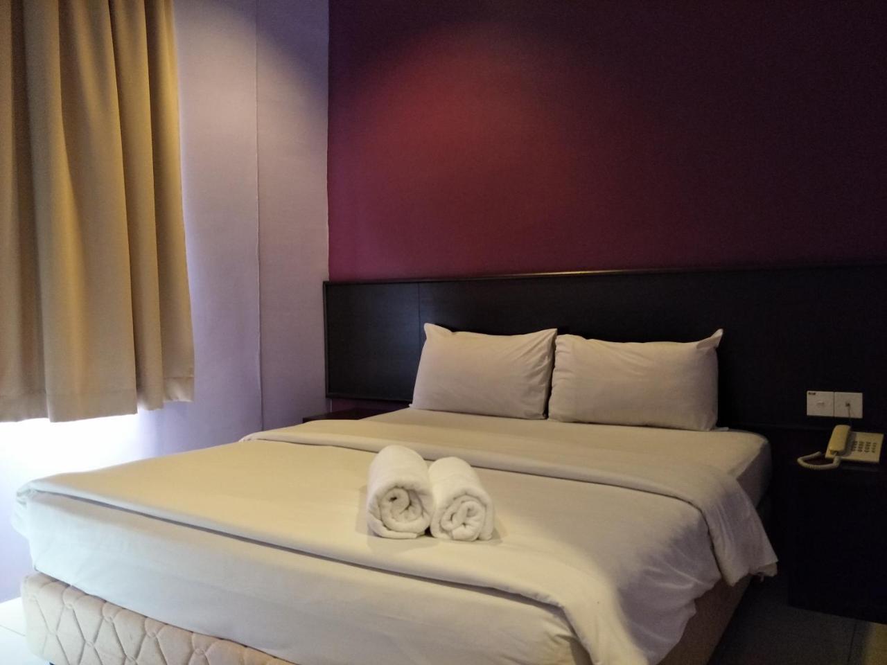Bary Inn, Klia & Klia2 - 24 Hours Free Airport Pick-Up Сепанг Экстерьер фото